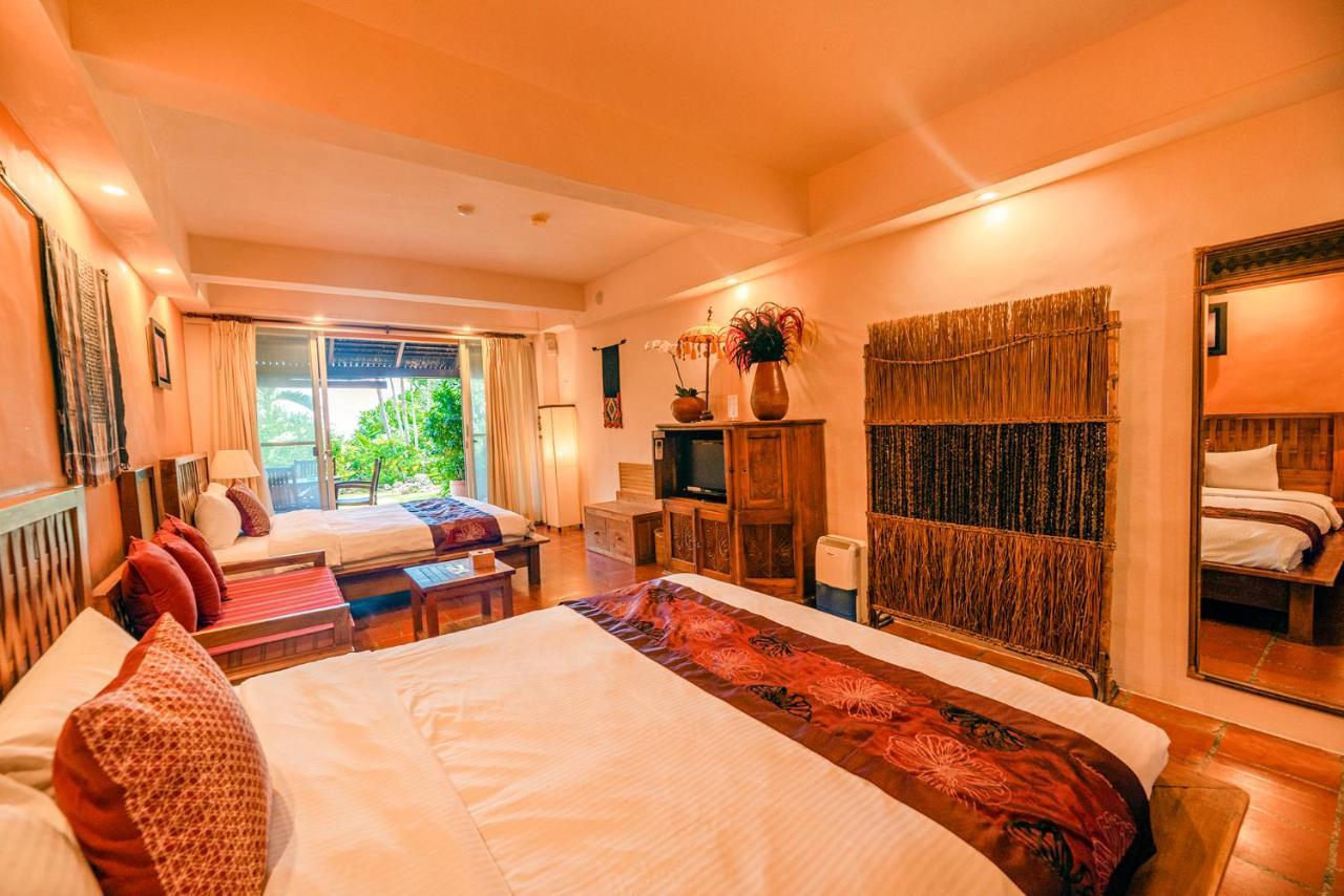 Apartamento Complejo jardín rojo Cape Eluanbi Exterior foto